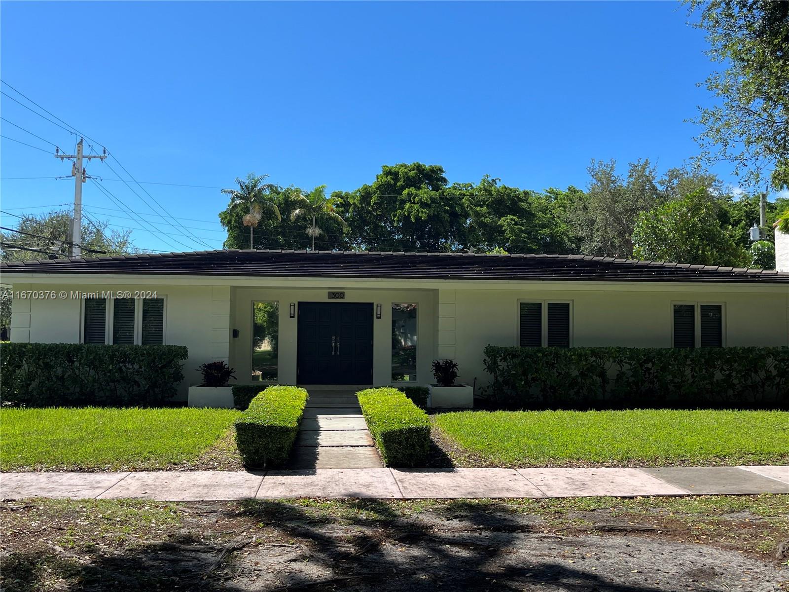 300 Camilo Ave, Coral Gables, Broward County, Florida - 3 Bedrooms  
2 Bathrooms - 