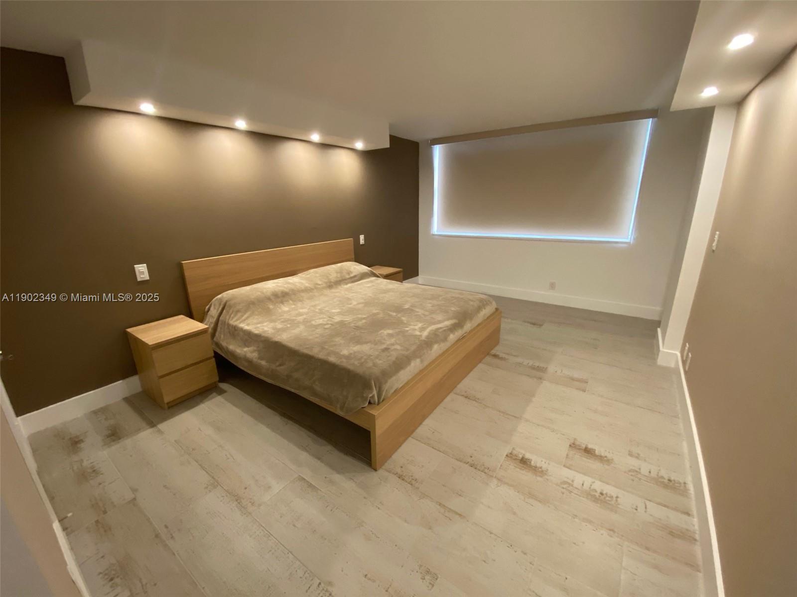 THE CLIFTON CONDO - Residential Lease