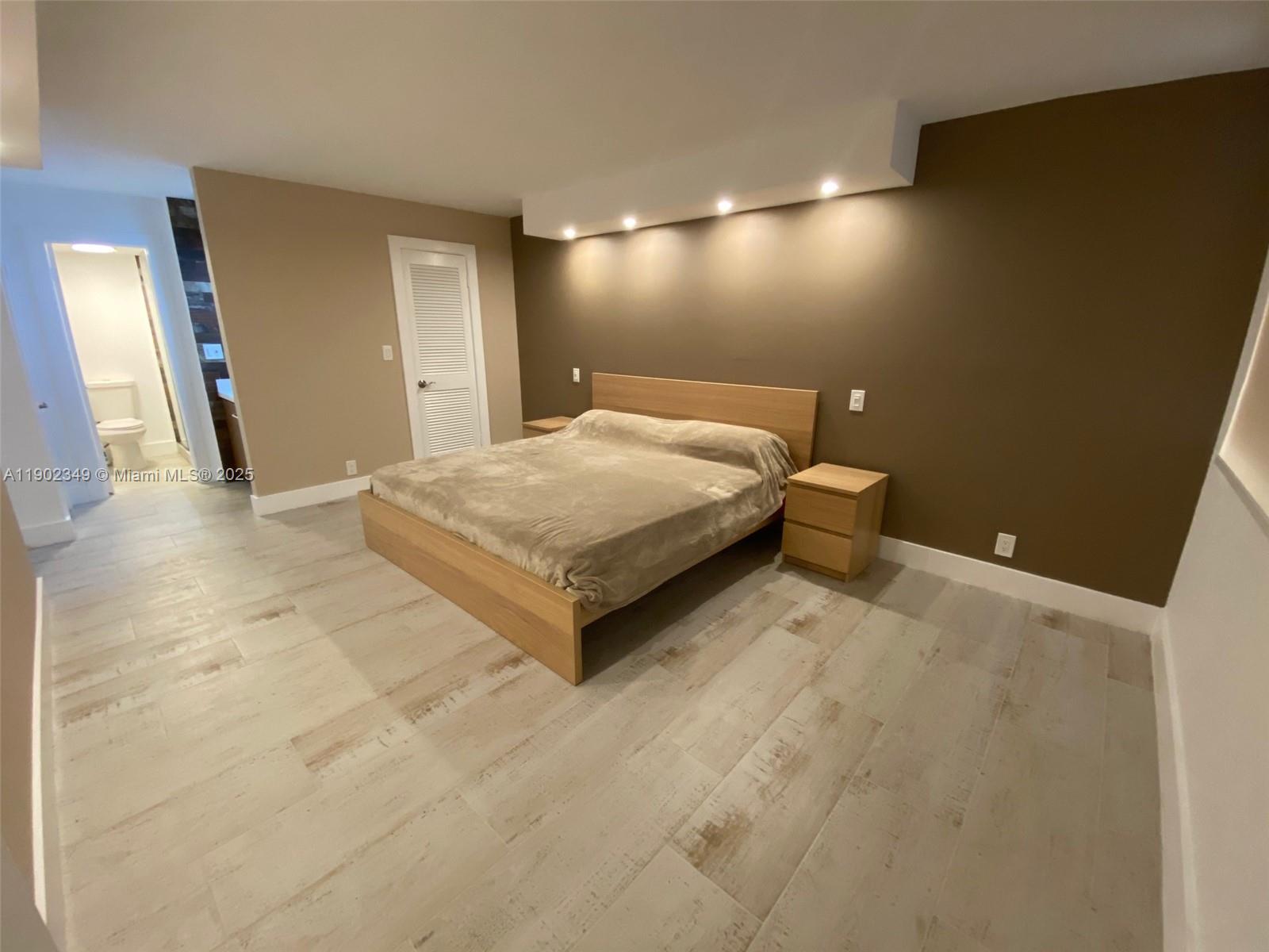 THE CLIFTON CONDO - Residential Lease