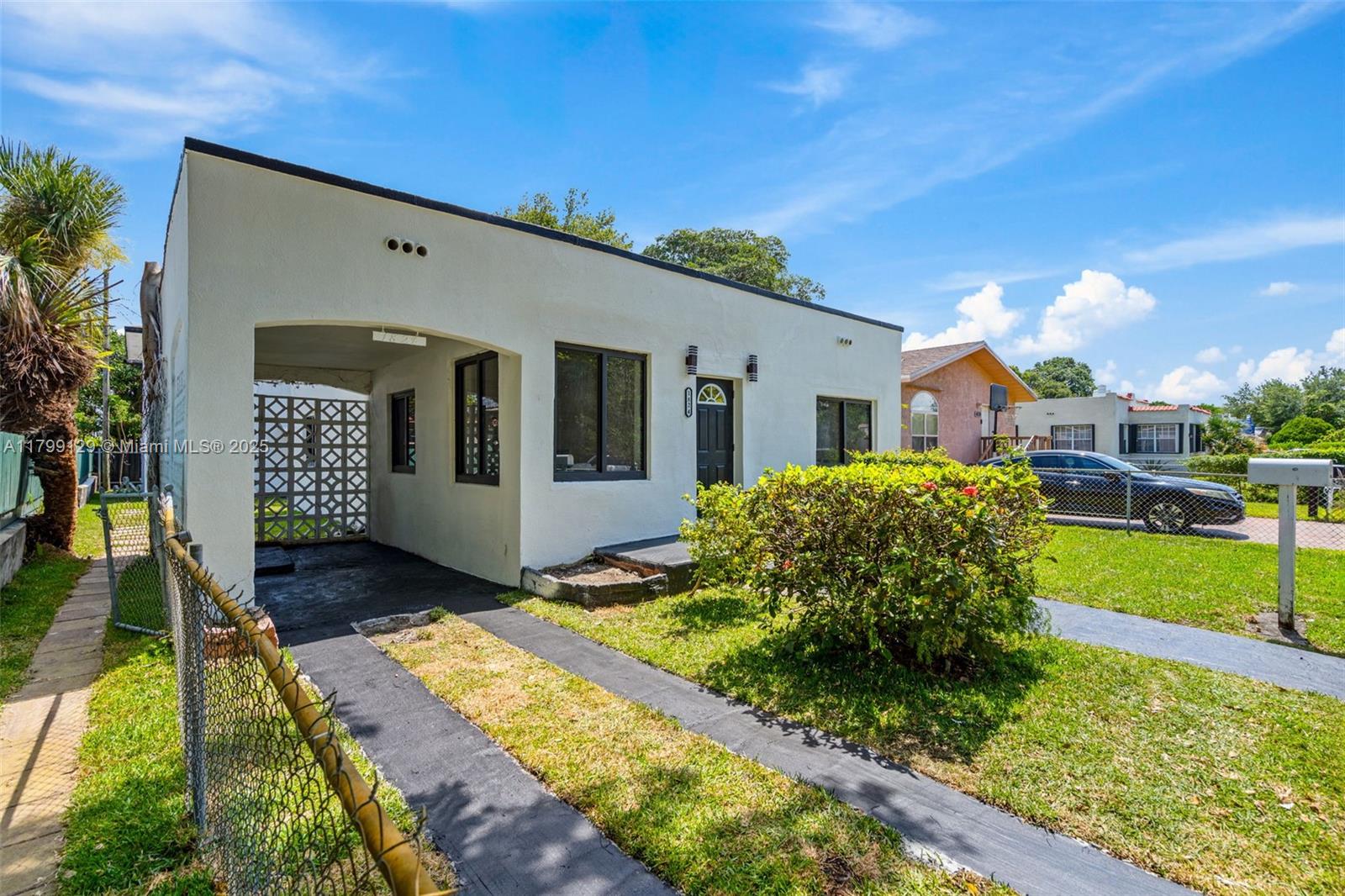 1824 NW 47th St