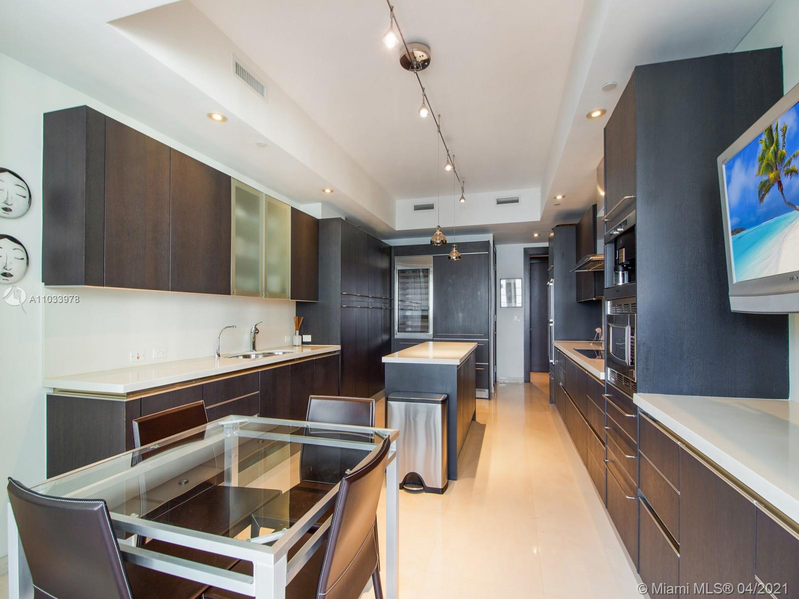 Fisher island - Residential