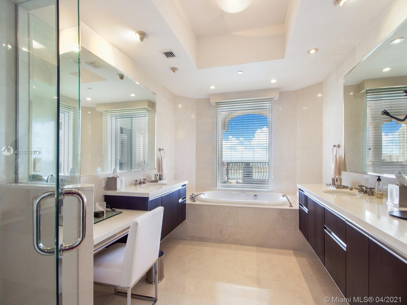 Fisher island - Residential