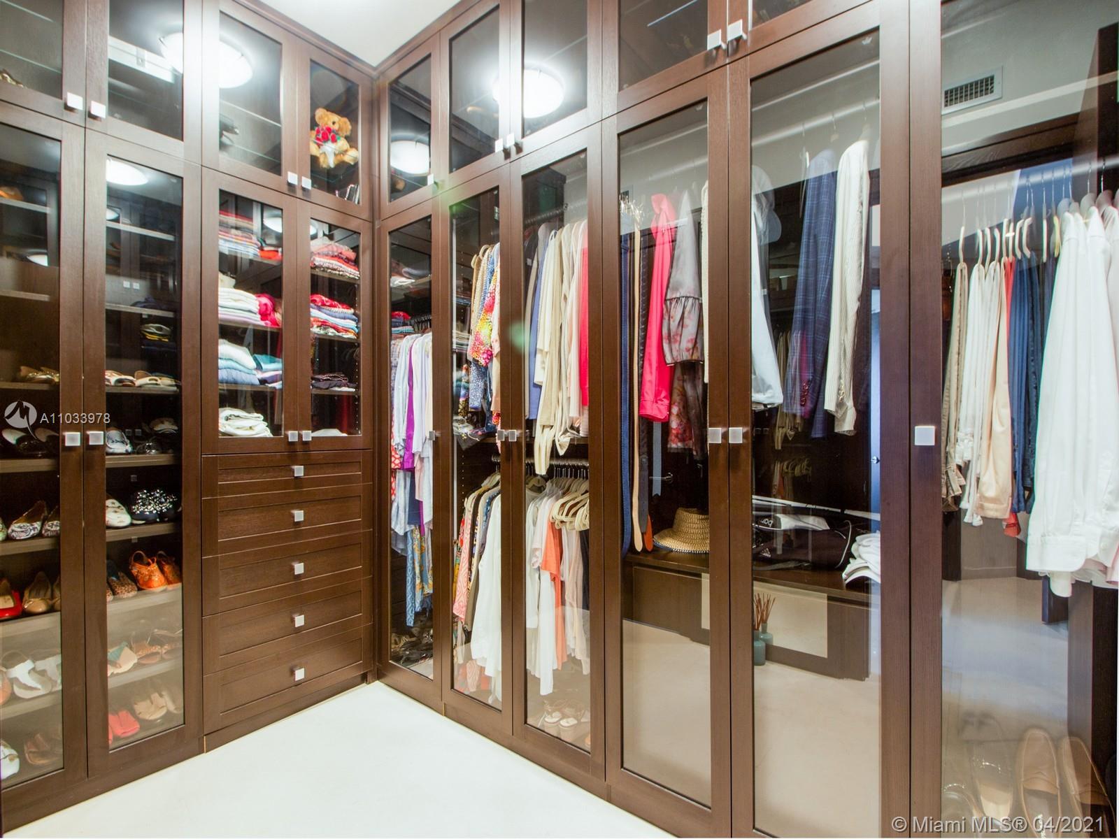 Fisher island - Residential