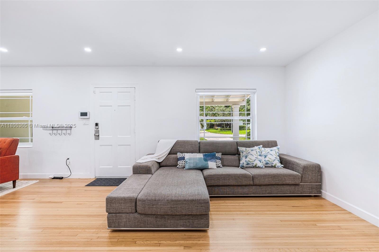 DUNNINGS MIAMI SHORES EXT - Residential