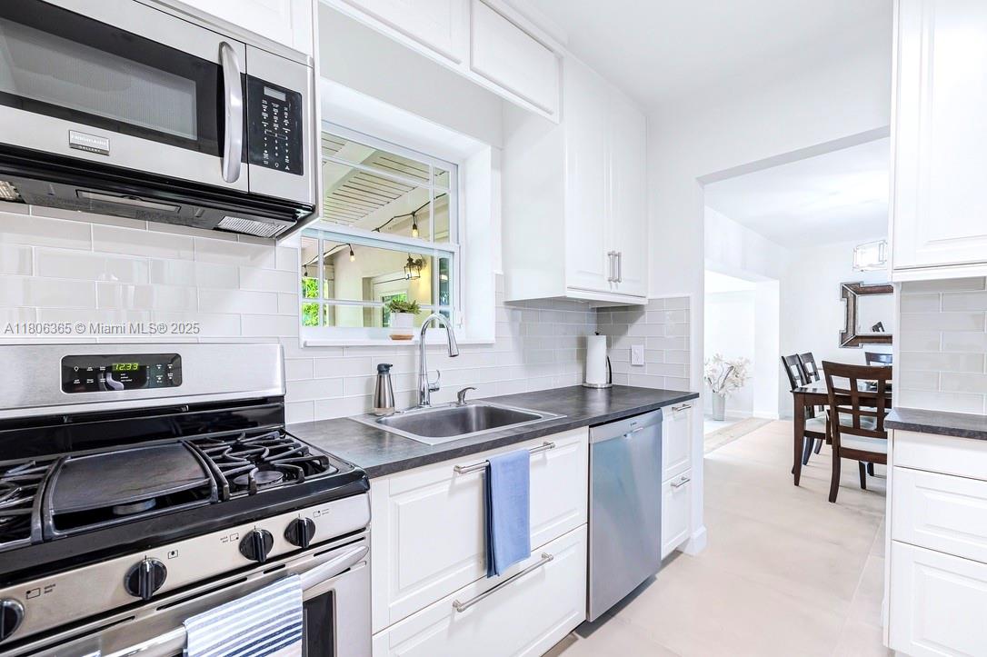 DUNNINGS MIAMI SHORES EXT - Residential