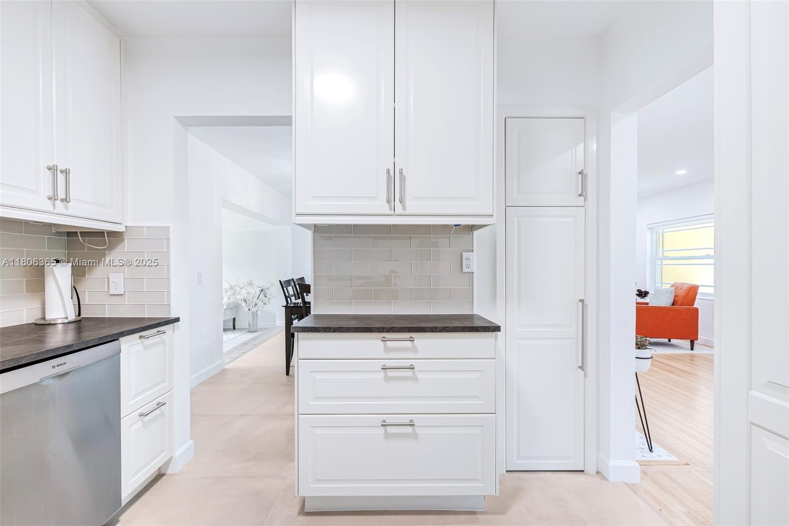 DUNNINGS MIAMI SHORES EXT - Residential