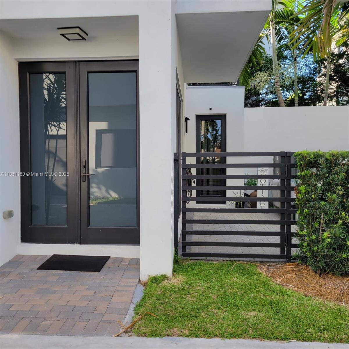 Beautiful one bedroom apartment in the prestigious Doral area, offering unmatched convenience with nearby parks, shopping, dining, and entertainment perfect for a vibrant and active lifestyle. All utilities are included in the rent.