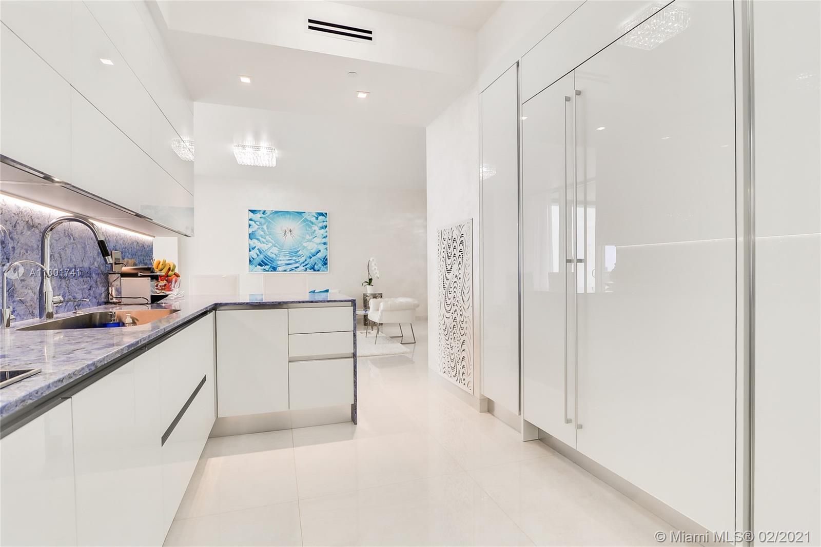 BAL HARBOUR - Residential