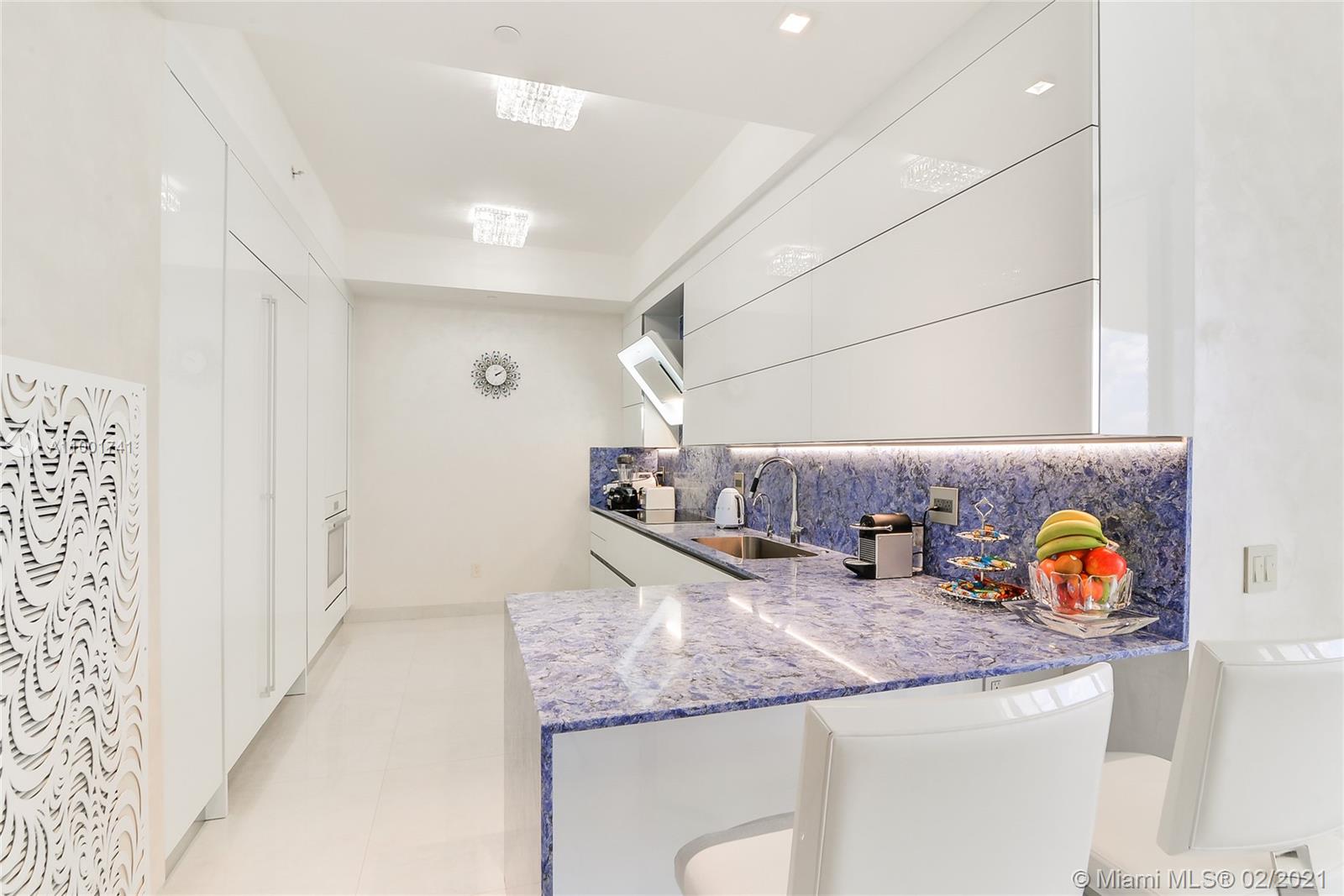 BAL HARBOUR - Residential