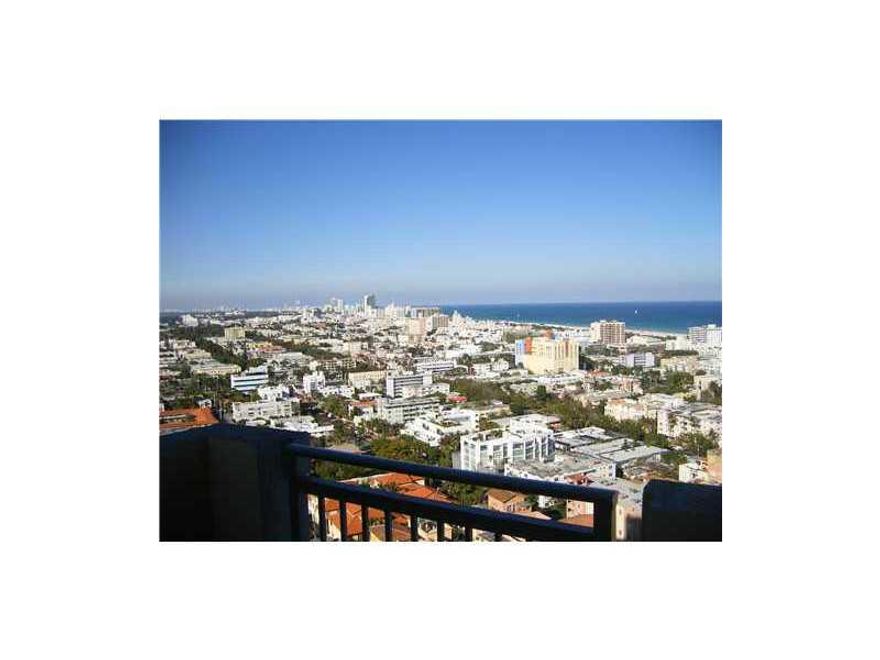 Charming 2/2 at the Yacht Club. Great view of the ocean, remodeled unit with travertine floor throughout the unit. The unit features new washer dryer, granite countertop in the kitchen. Available from March 1st.
