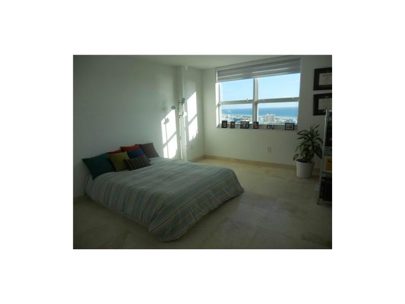 YACHT CLUB AT PORTOFINO C - Residential Lease