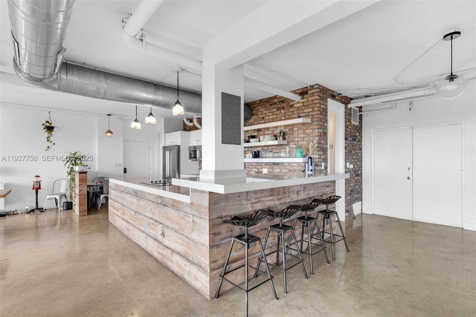 THE FLATS AT MORNINGSIDE - Residential