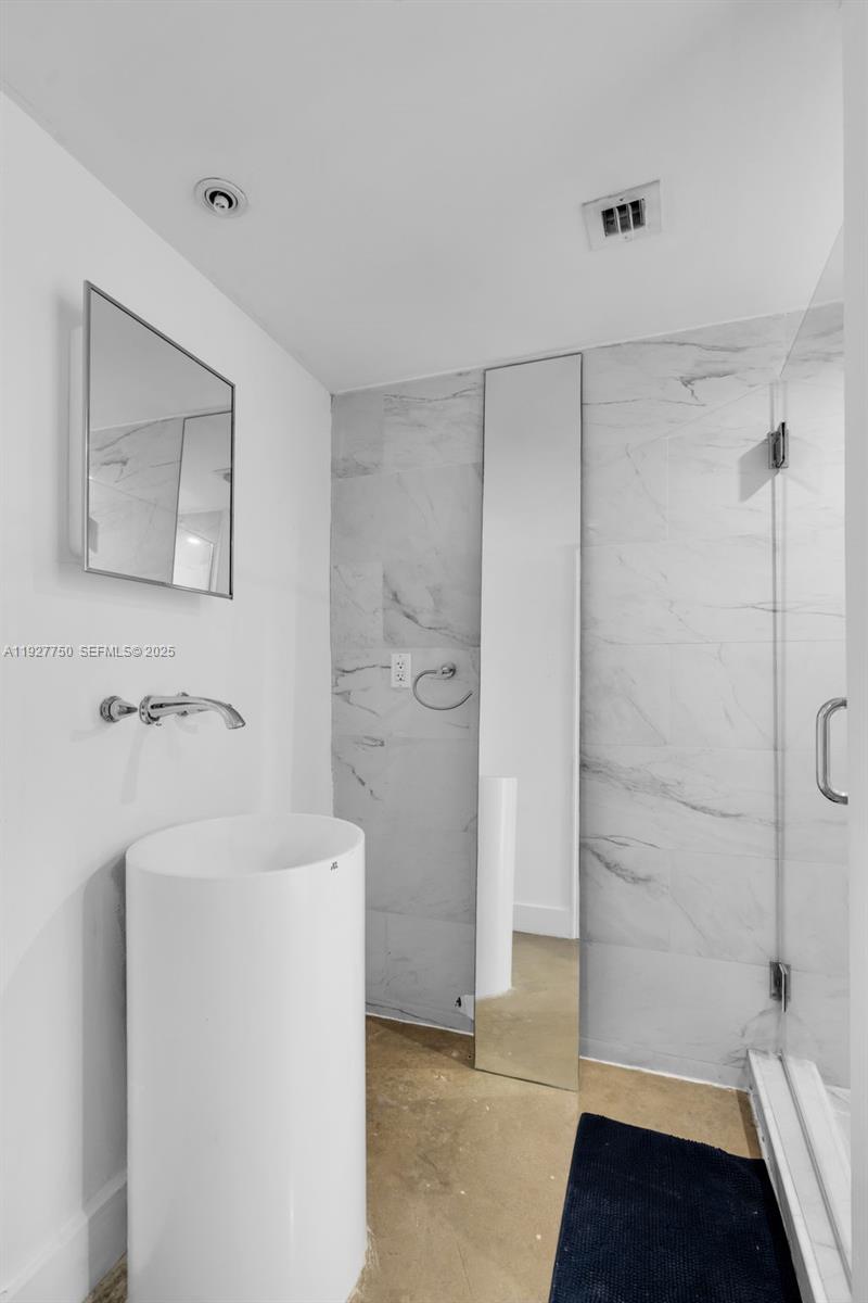 THE FLATS AT MORNINGSIDE - Residential