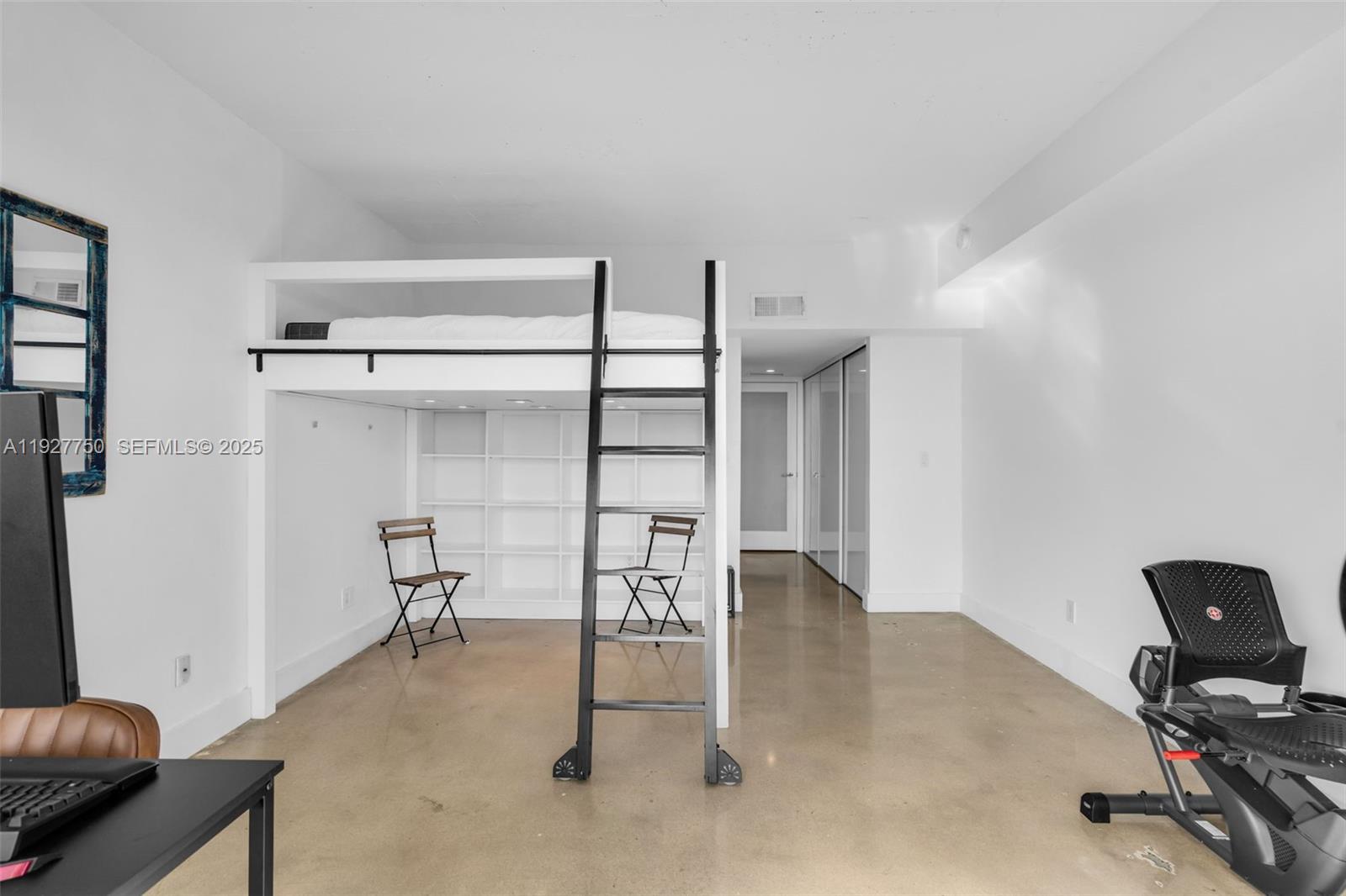 THE FLATS AT MORNINGSIDE - Residential