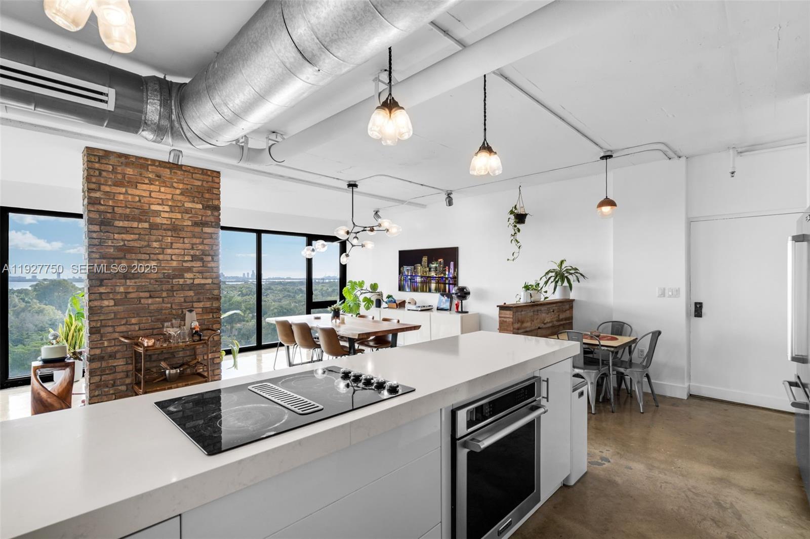 THE FLATS AT MORNINGSIDE - Residential