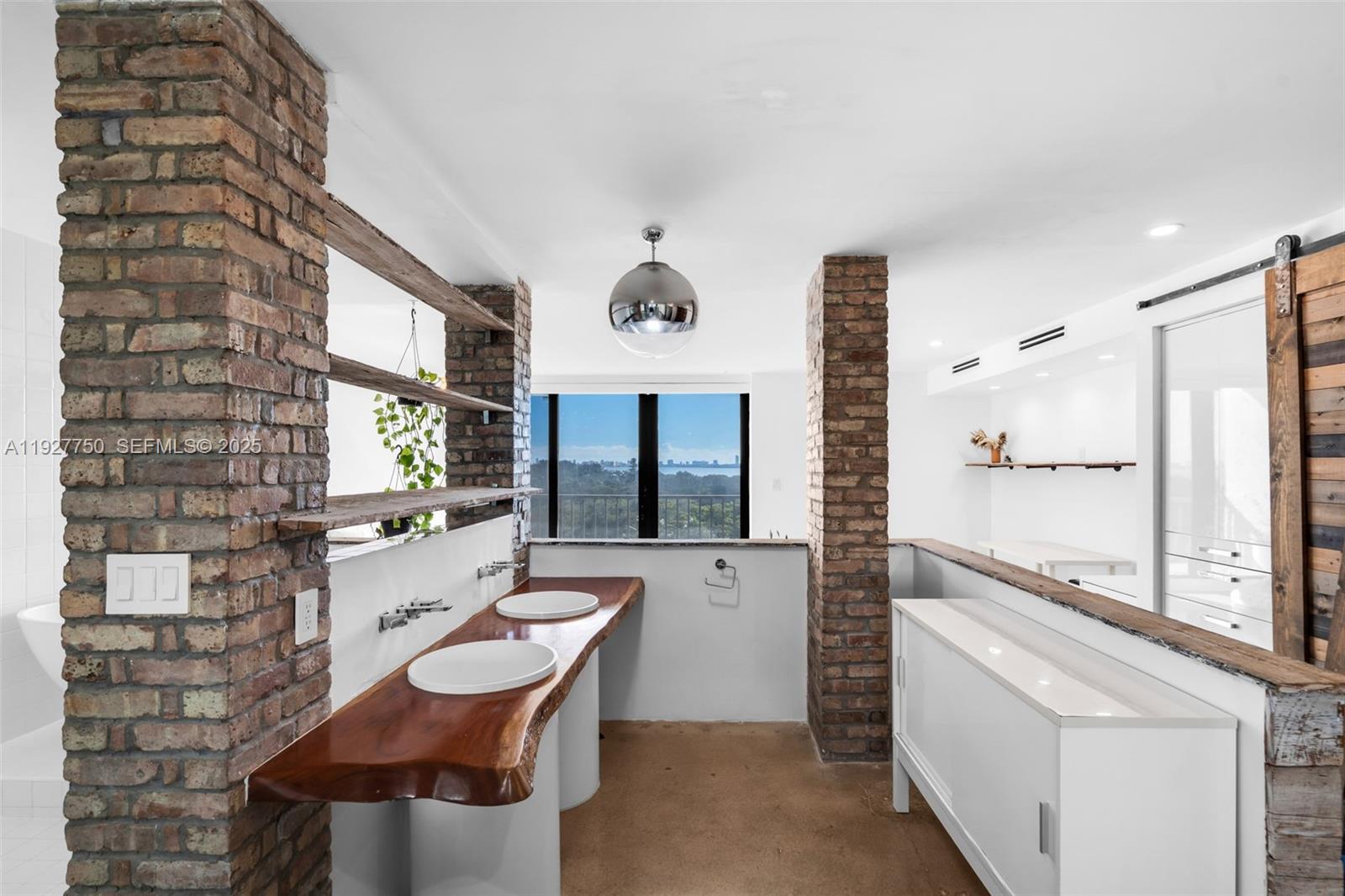 THE FLATS AT MORNINGSIDE - Residential