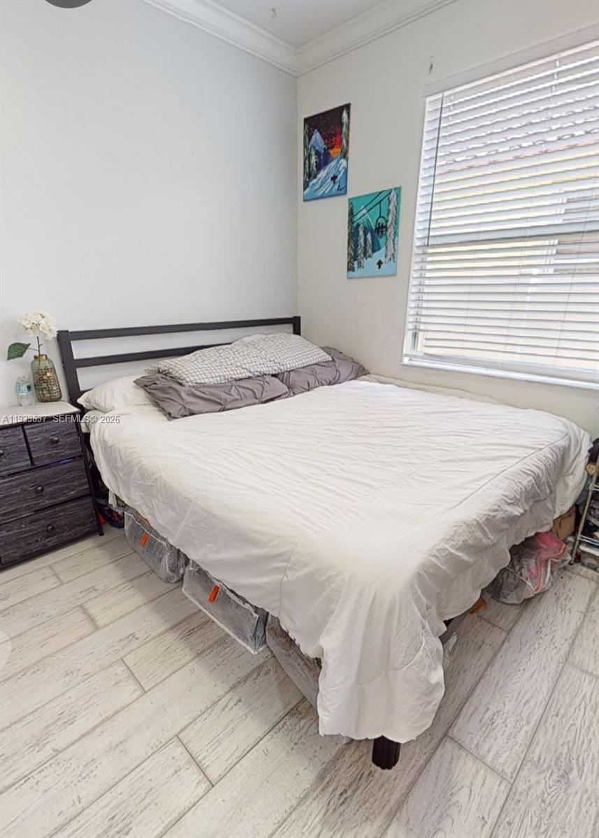 SANTORINI ISLES - Residential