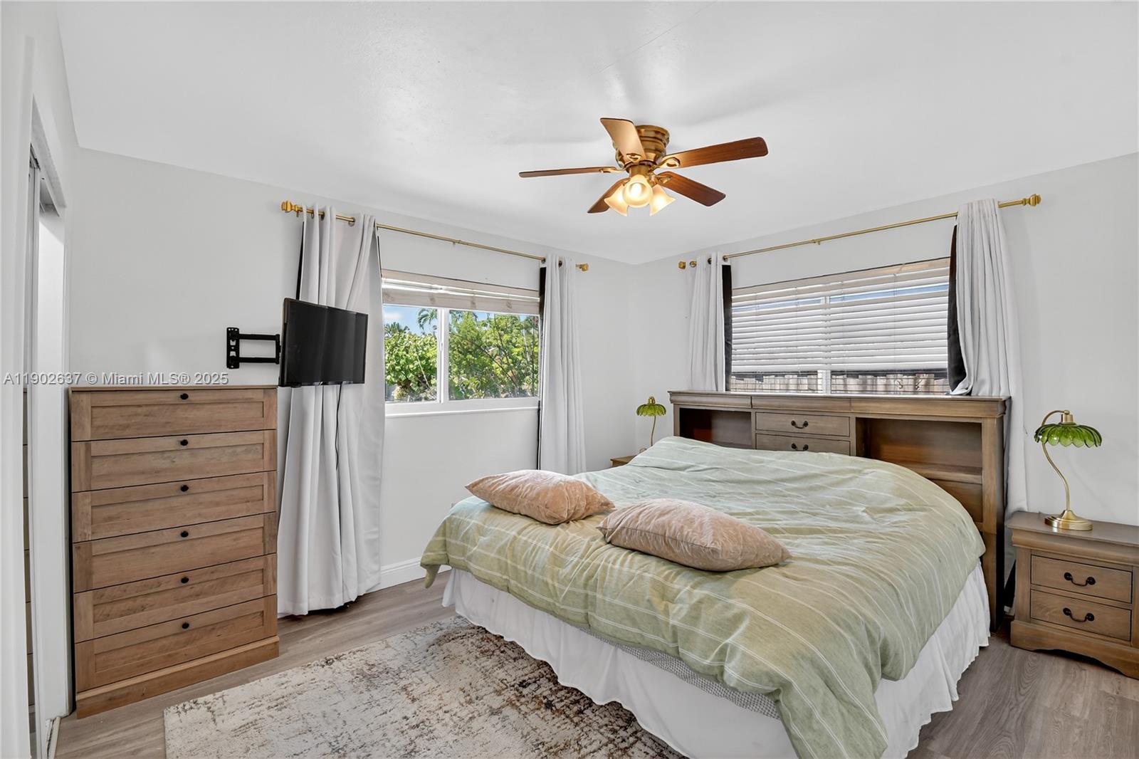 NORTH ANDREWS GARDENS - Residential Lease