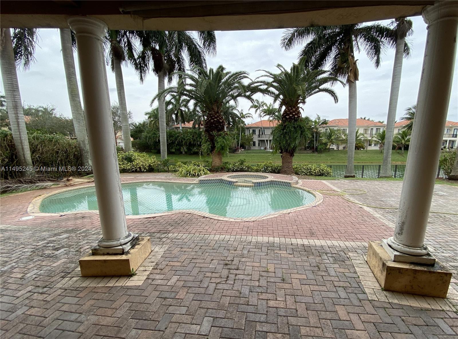 CUTLER CAY - Residential