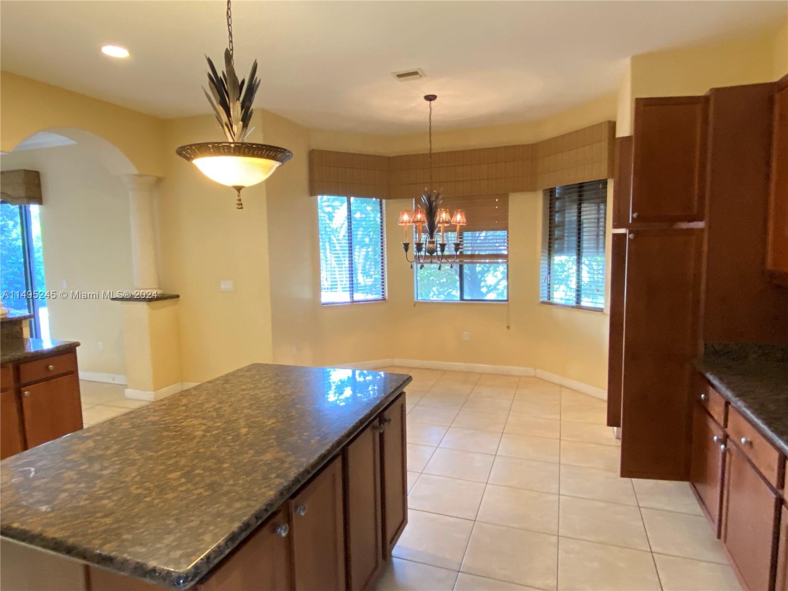CUTLER CAY - Residential