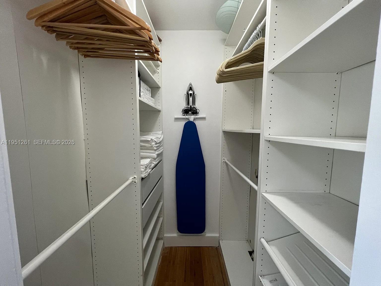 SUNRISE CLUB CONDO - Residential