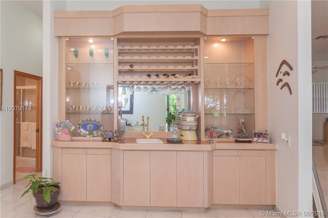 CALUSA CLUB ESTS - Residential