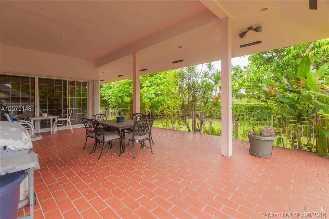 CALUSA CLUB ESTS - Residential