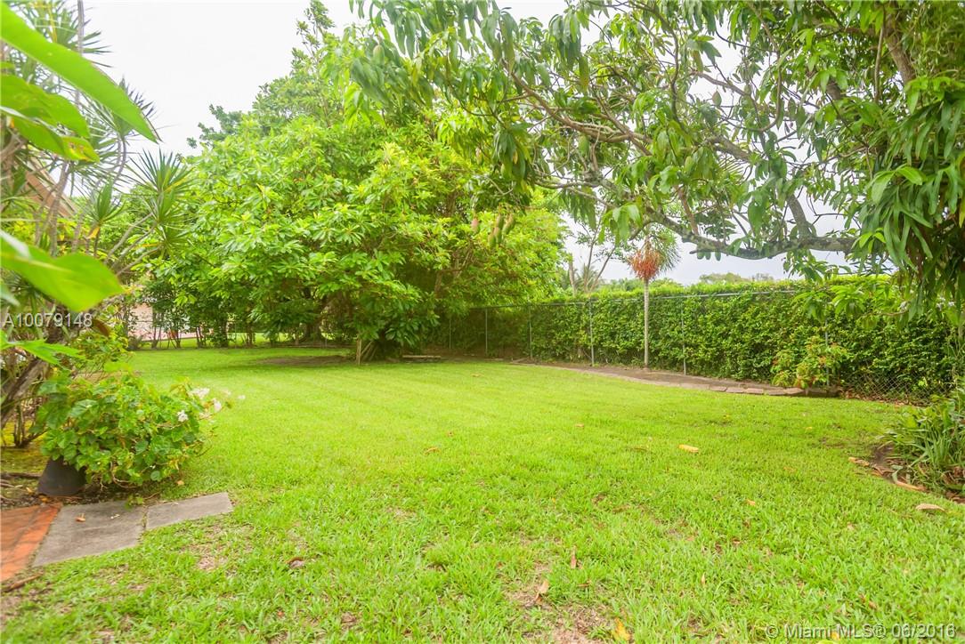 CALUSA CLUB ESTS - Residential