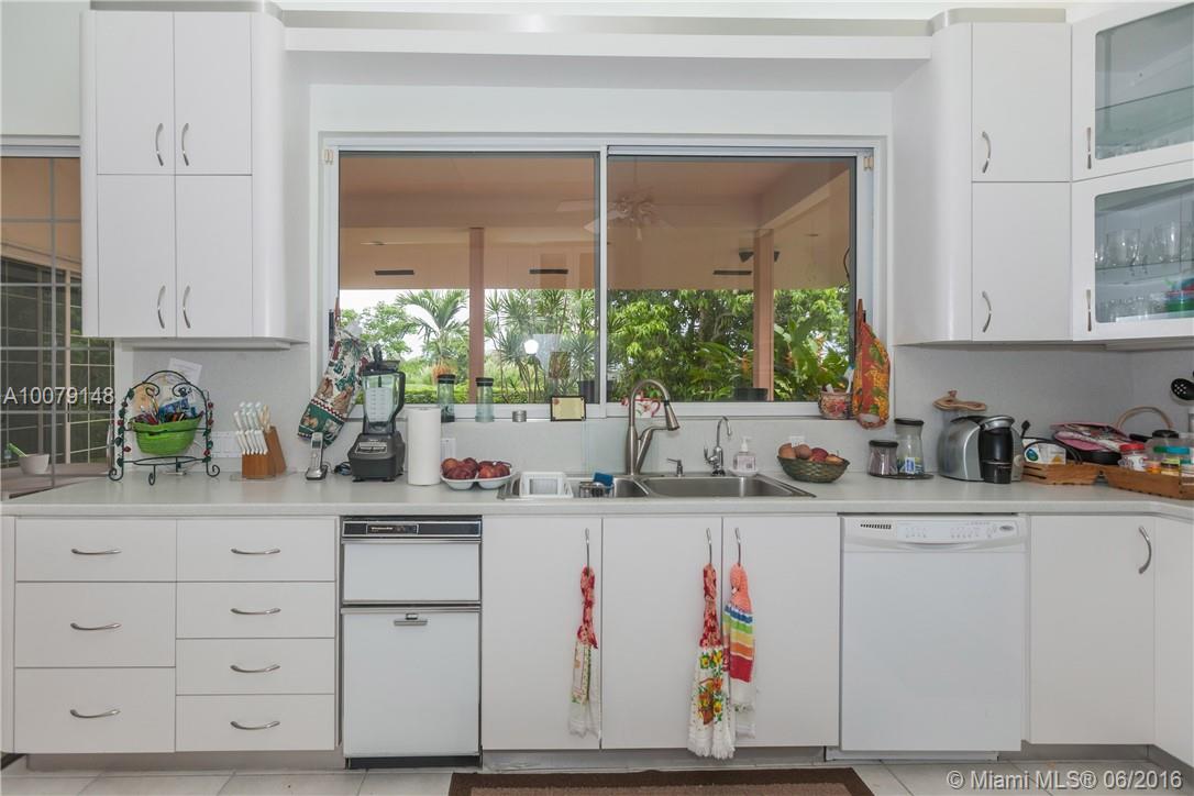 CALUSA CLUB ESTS - Residential
