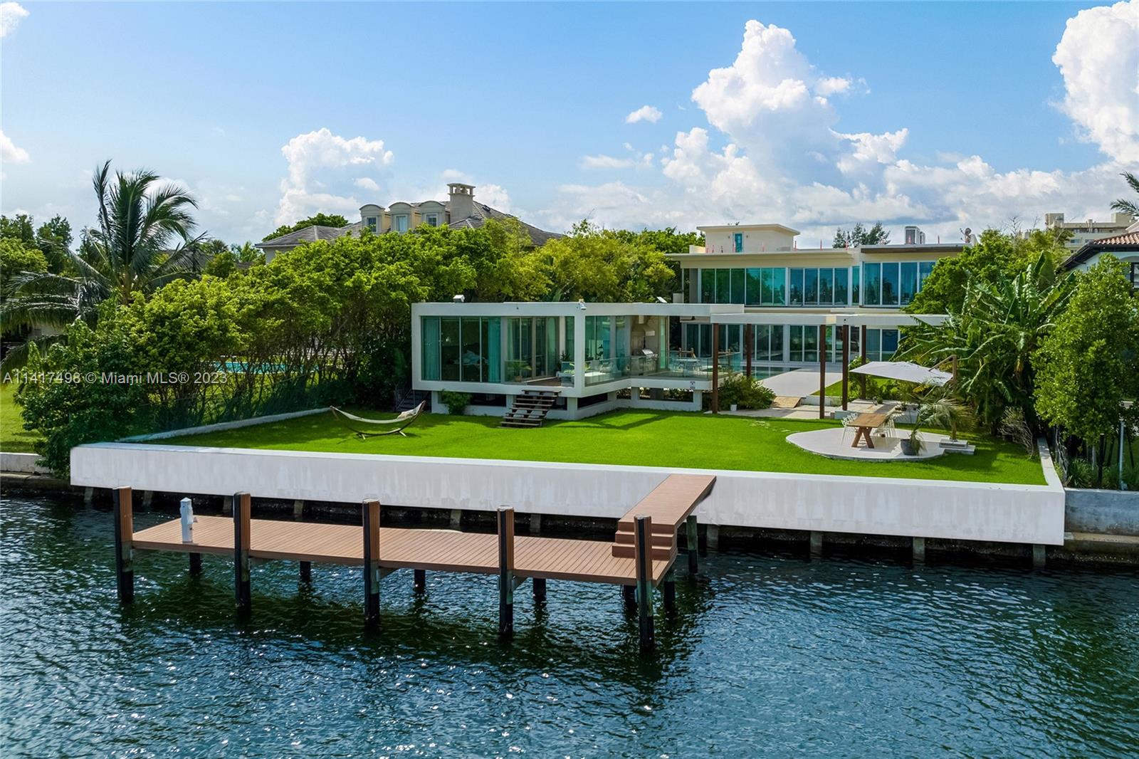 INDIAN BEACH CORP AMD PL - Residential