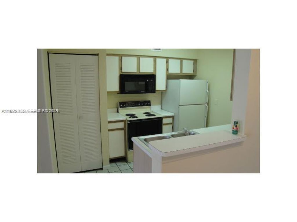 Photo of Oakland Park, FL 33309 (MLS # A11972352)