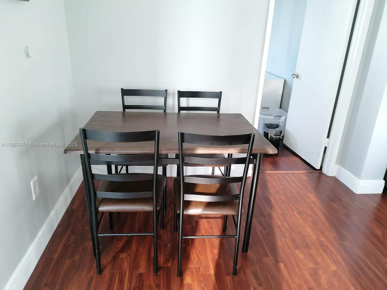 MADISON DOWNTOWN CONDO - Residential Lease