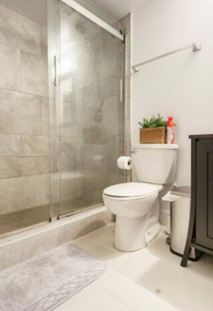 MADISON DOWNTOWN CONDO - Residential Lease