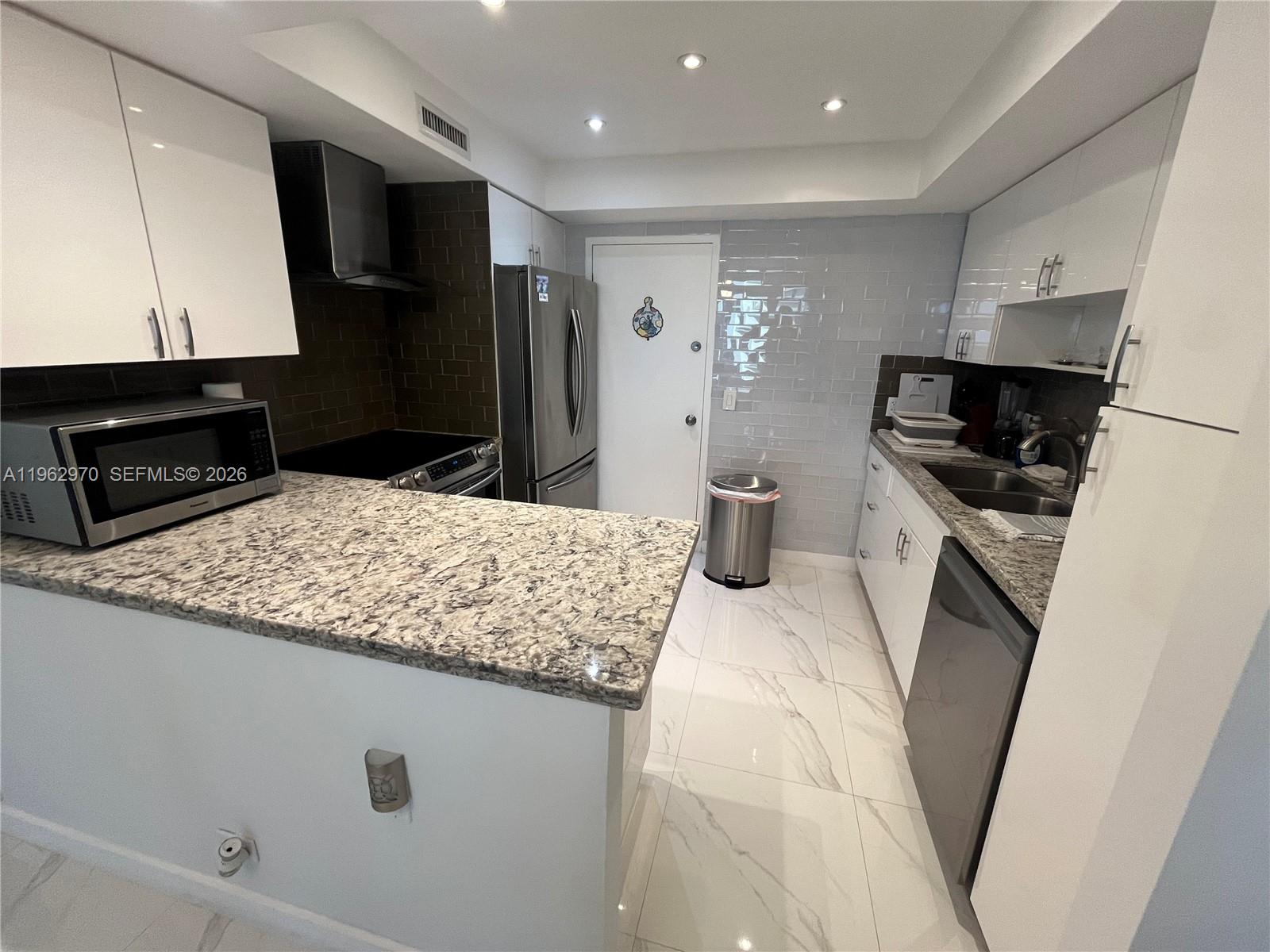 3505 S Ocean Dr 1510