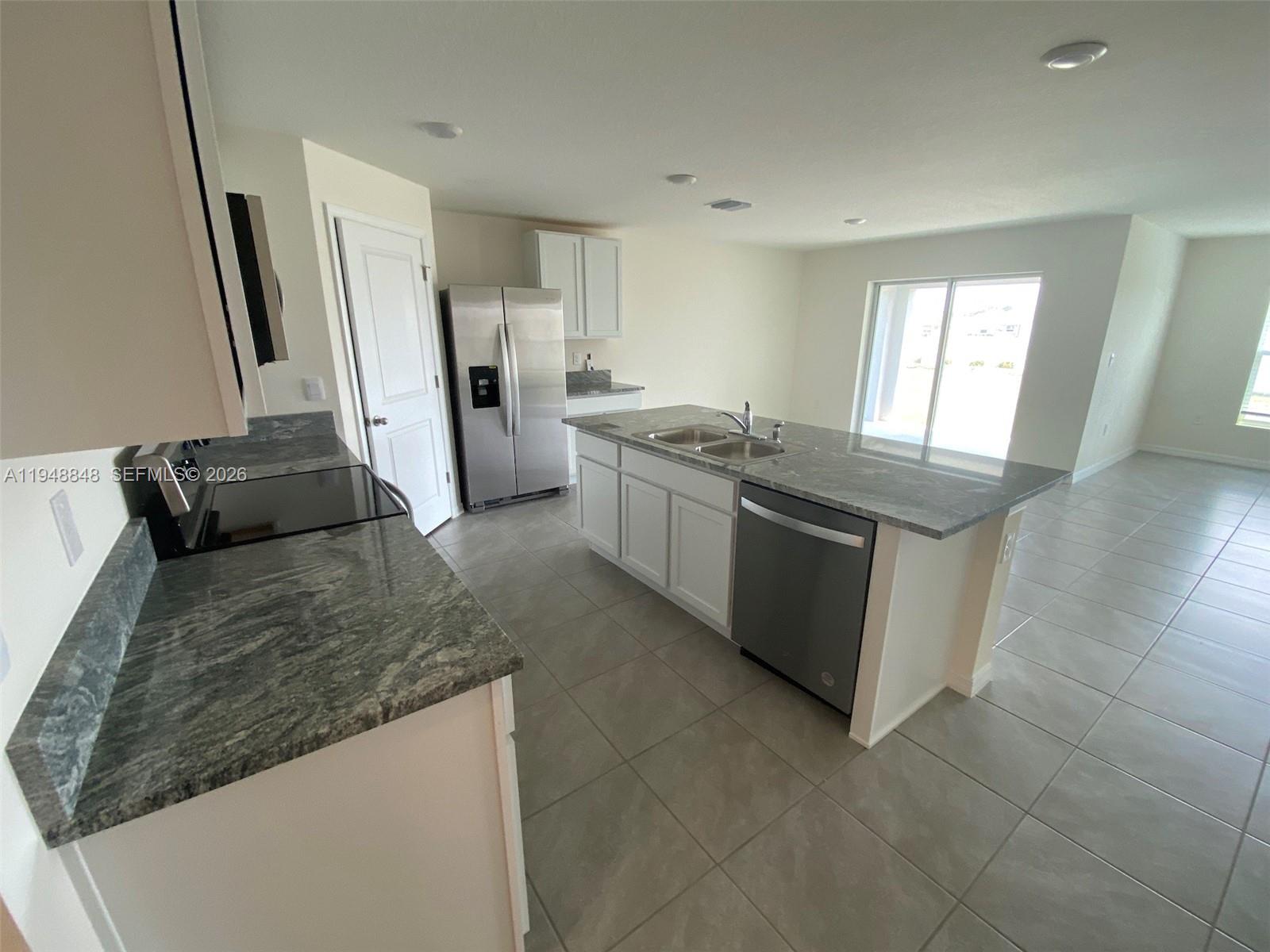 GREYSTONE HILLS PAHSE TWO - Residential