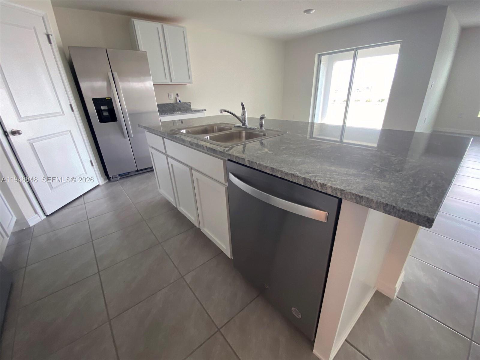 GREYSTONE HILLS PAHSE TWO - Residential