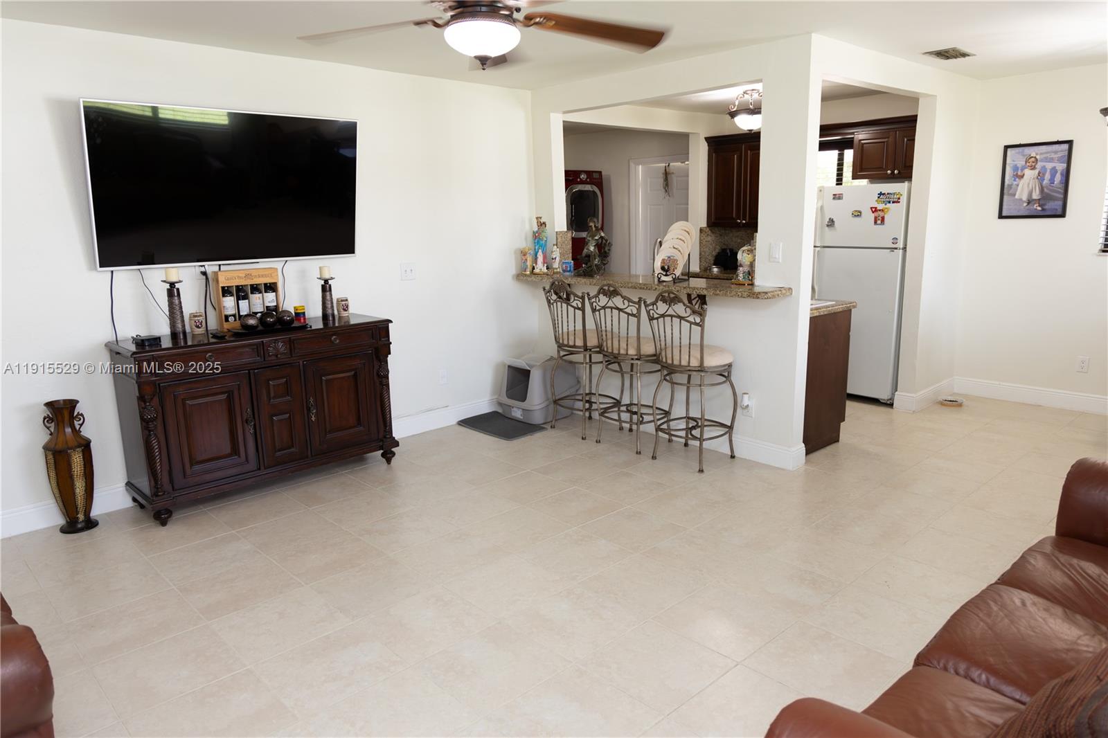 PLEASURE VLG SEC 2 - Residential Lease