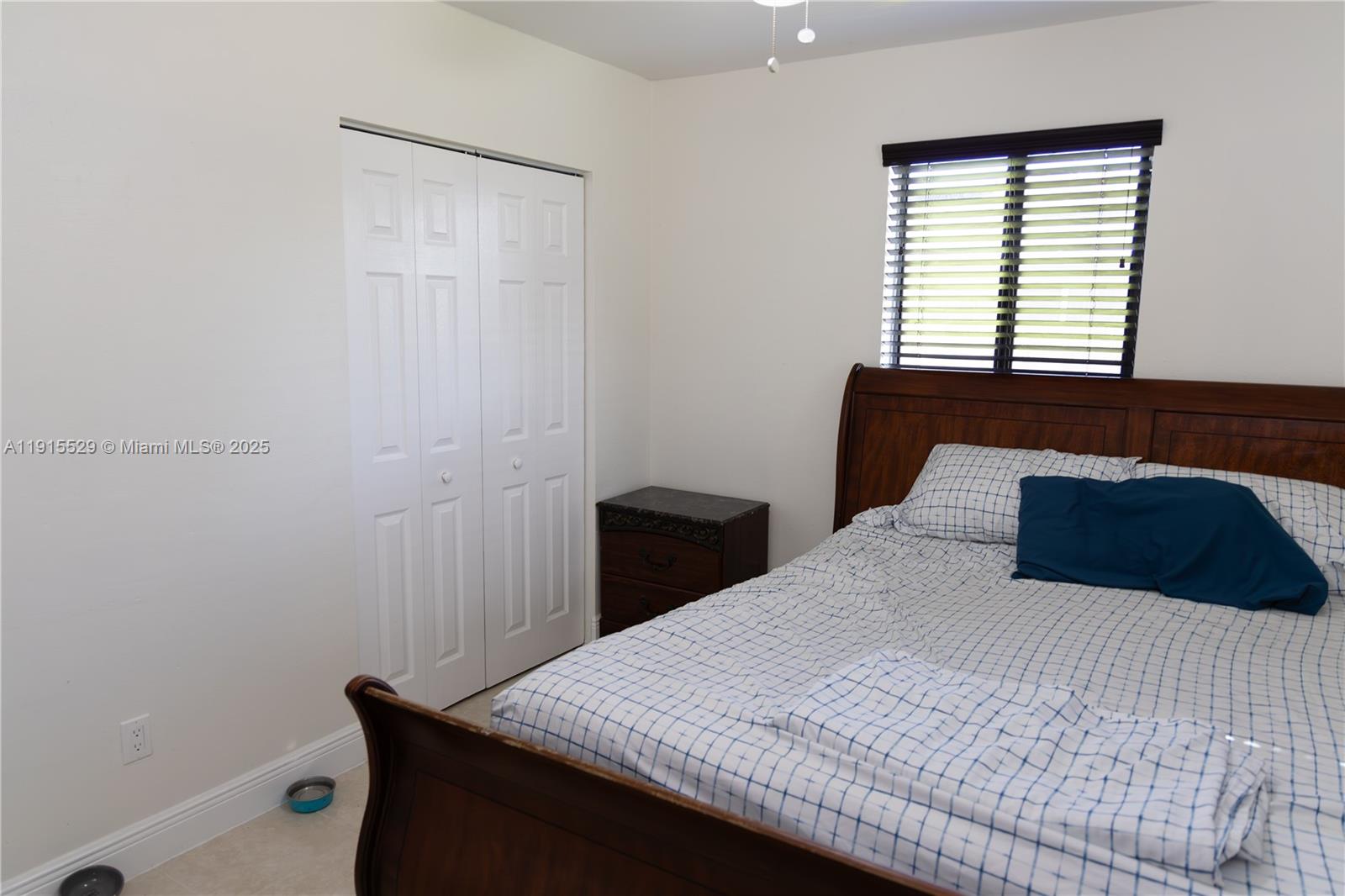 PLEASURE VLG SEC 2 - Residential Lease