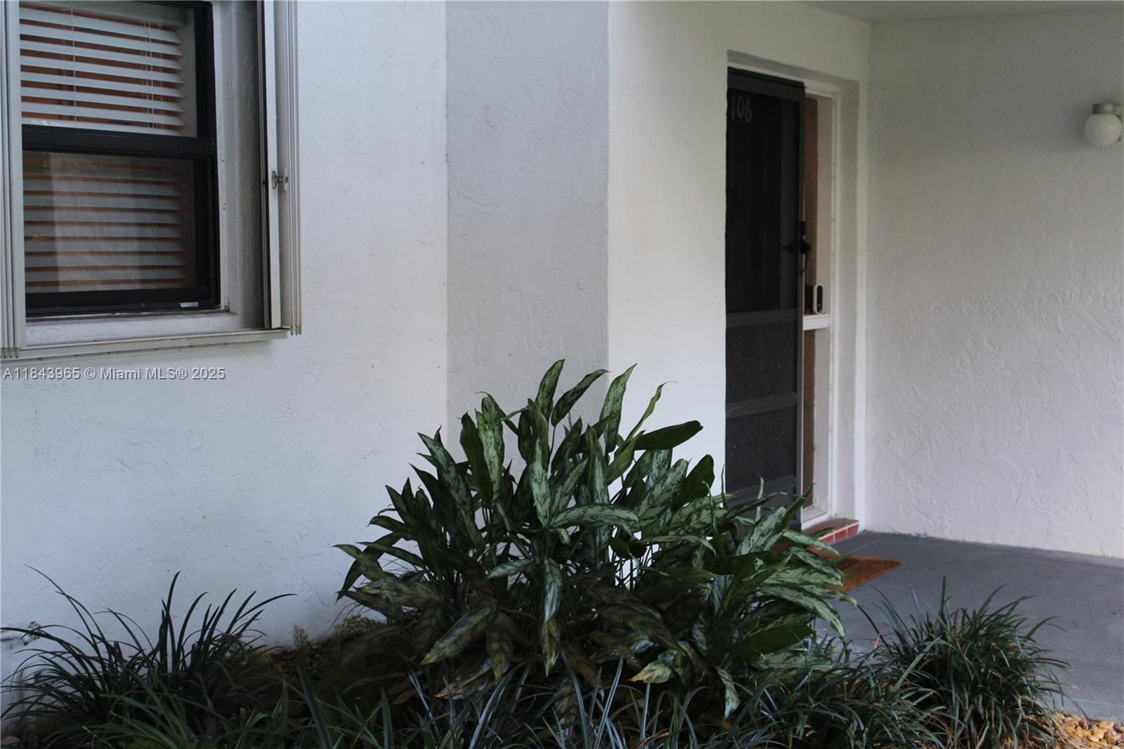 FAIRWAYS AT BONAVENTURE C - Residential