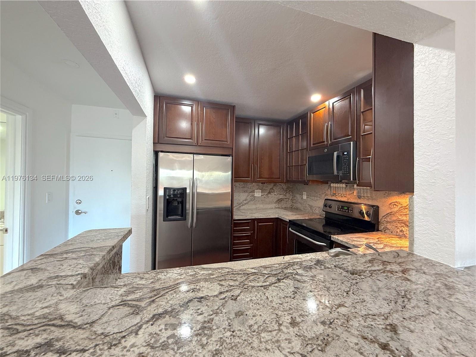 2640 NE 135th St 305