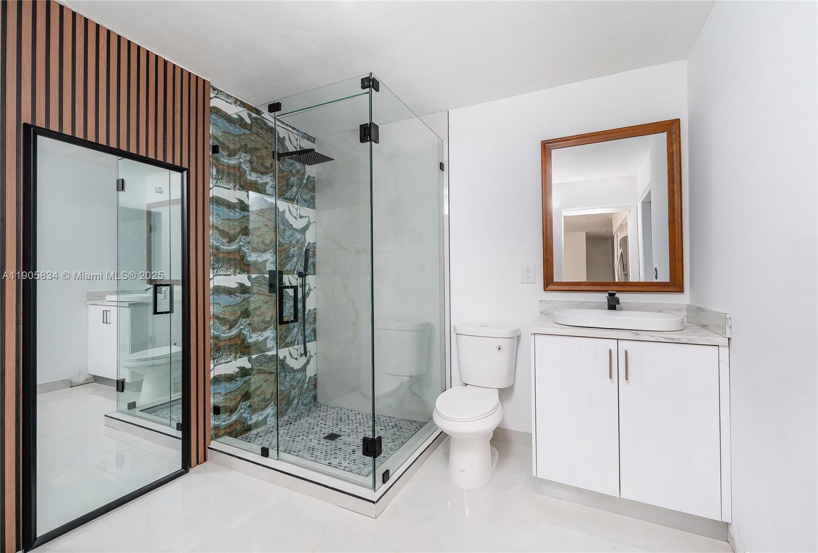 CAROL CITY LAKE STEVEN ES - Residential