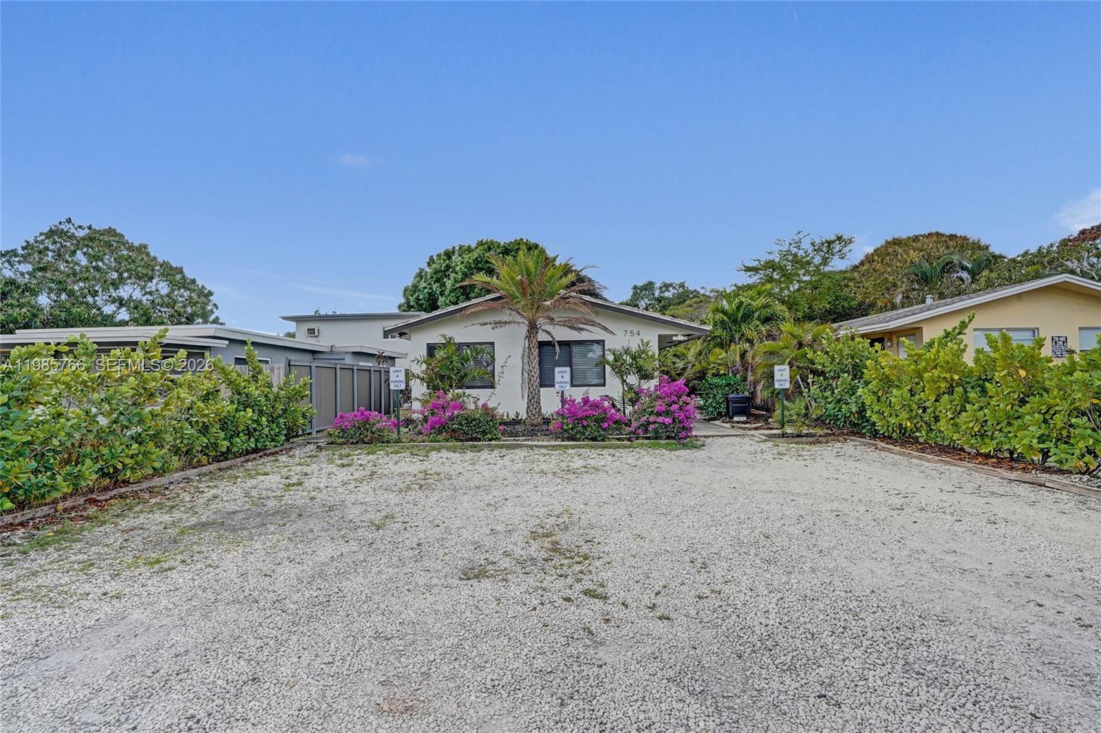 OAKLAND PARK SECOND ADD - Residential Lease