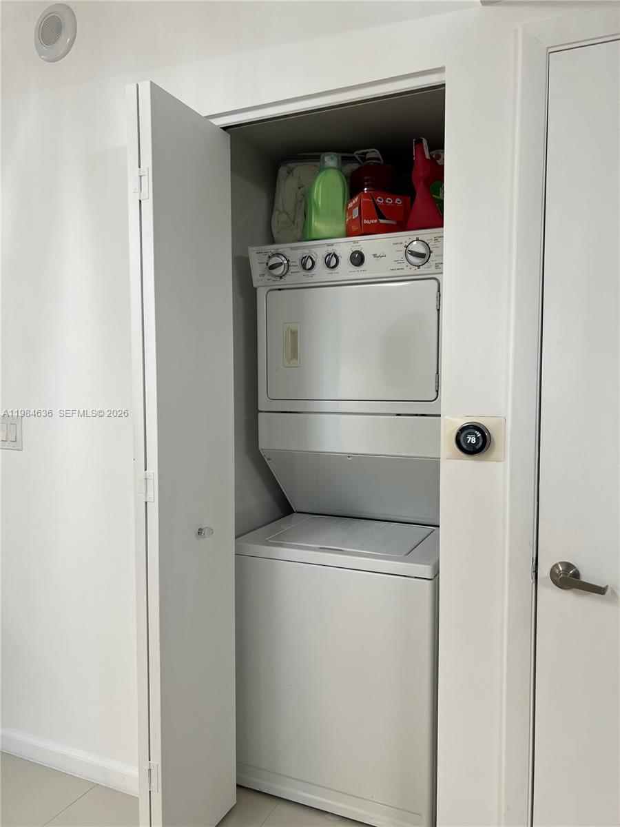 ICON BRICKELL CONDO NO 3 - Residential