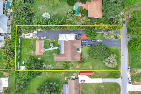 Single Family Residence in Southwest Ranches FL 16830 62nd St St 5.jpg