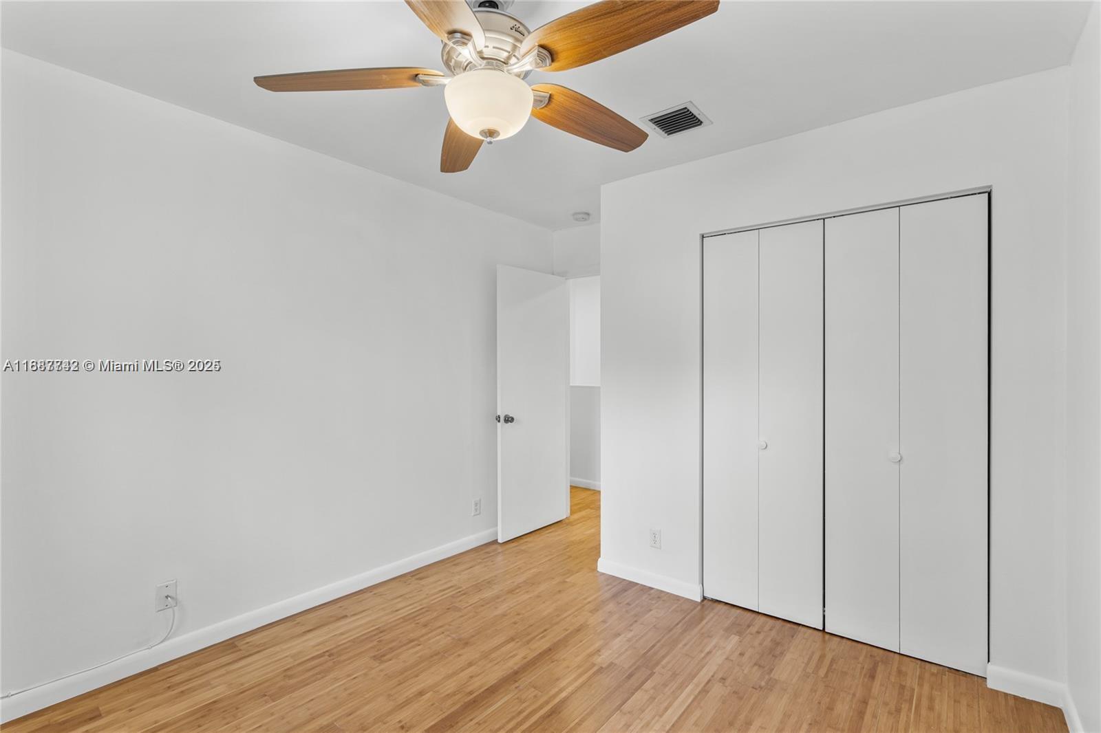 OLYMPIA & YORK RESIDENTIA - Residential Lease