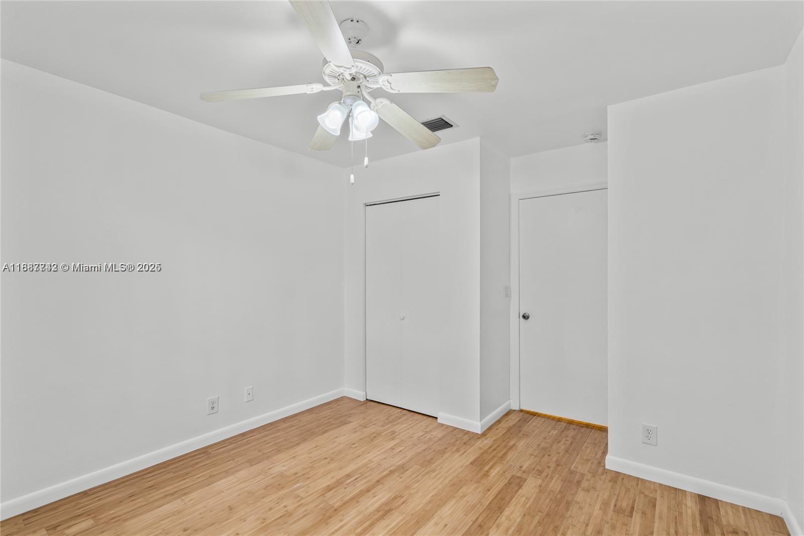 OLYMPIA & YORK RESIDENTIA - Residential Lease