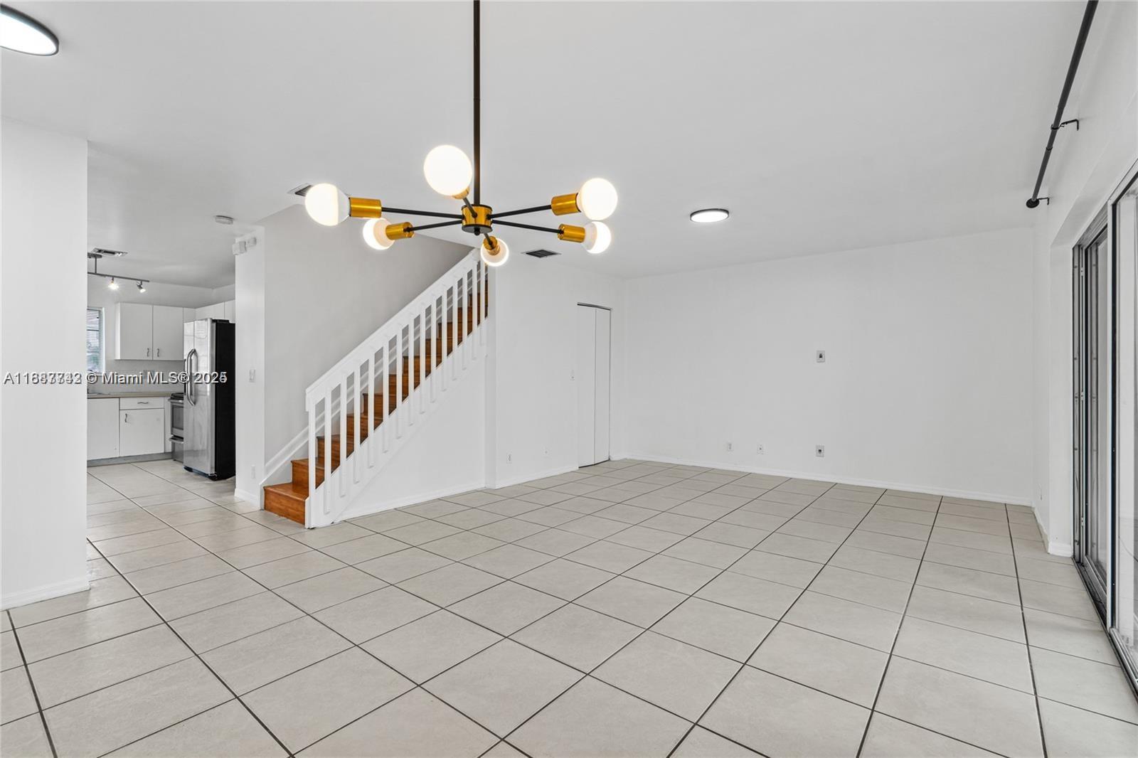 OLYMPIA & YORK RESIDENTIA - Residential Lease