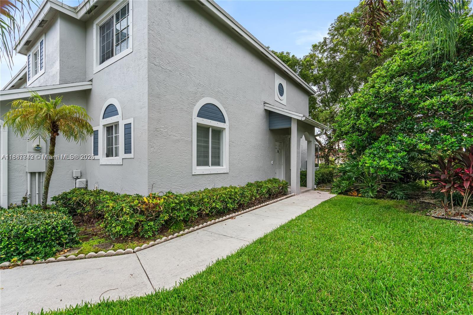 OLYMPIA & YORK RESIDENTIA - Residential Lease
