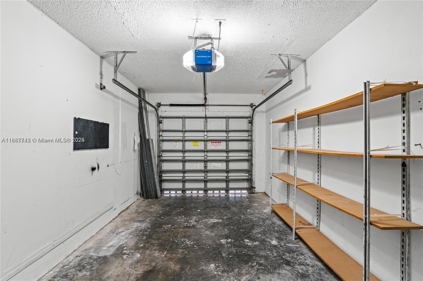 OLYMPIA & YORK RESIDENTIA - Residential Lease