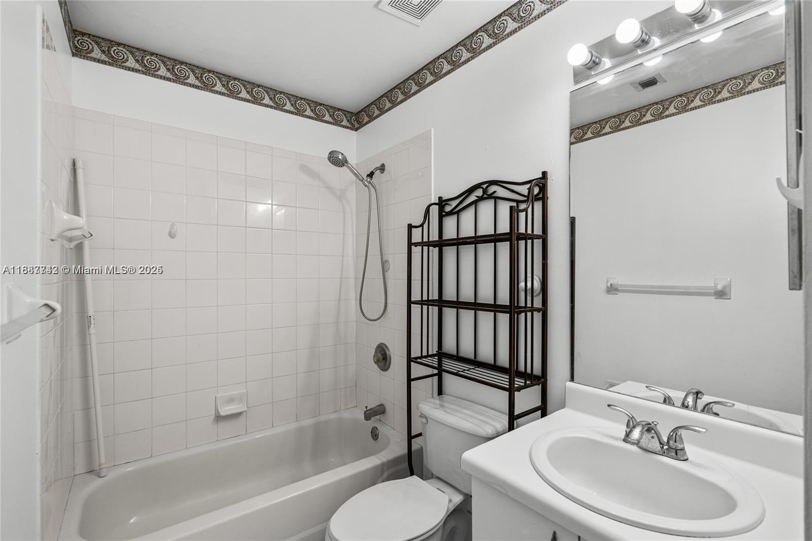 OLYMPIA & YORK RESIDENTIA - Residential Lease